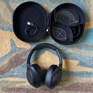 WH-1000XM4 Premium Wireless Noise Canceling Headphones | Black